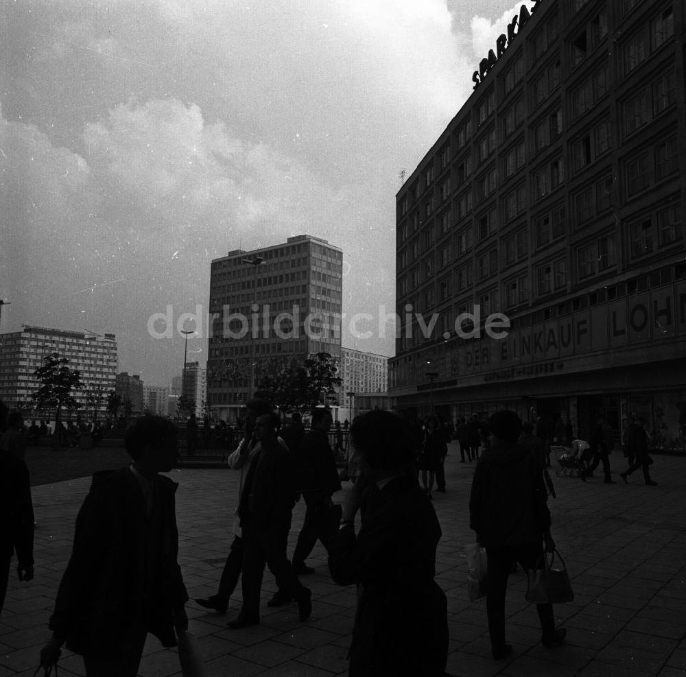 DDR-Bildarchiv: Berlin - Alexanderplatz Berlin 1970