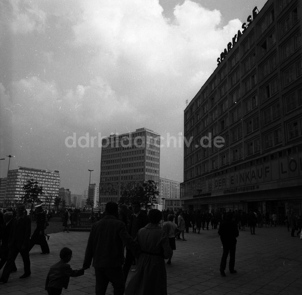 DDR-Bildarchiv: Berlin - Alexanderplatz Berlin 1970