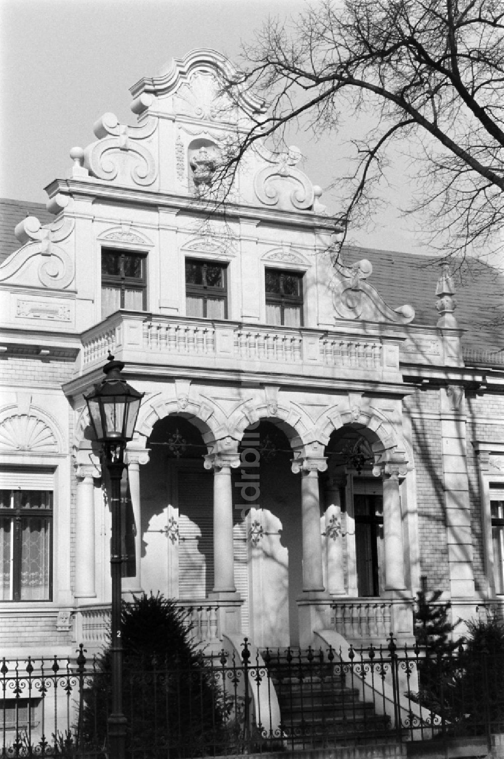 DDR-Bildarchiv: Berlin - Alt-Marienfelde Wohnhaus in Berlin