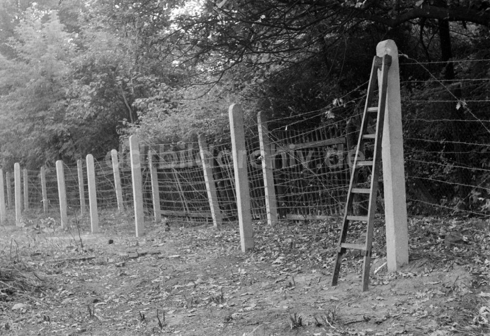 Potsdam: Ausbau der Grenzbefestigung und Mauer in Potsdam in der DDR