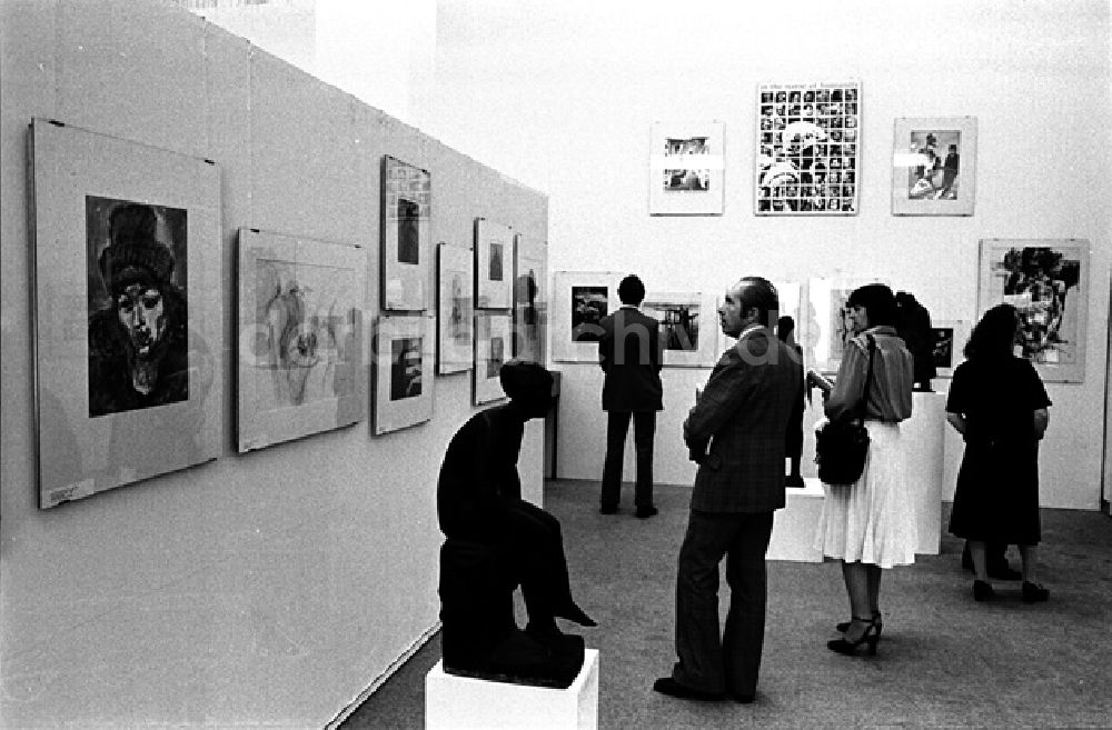 DDR-Bildarchiv: Berlin - Ausstellung in der Akademie der Kunste der DDR im Marstall. (480)