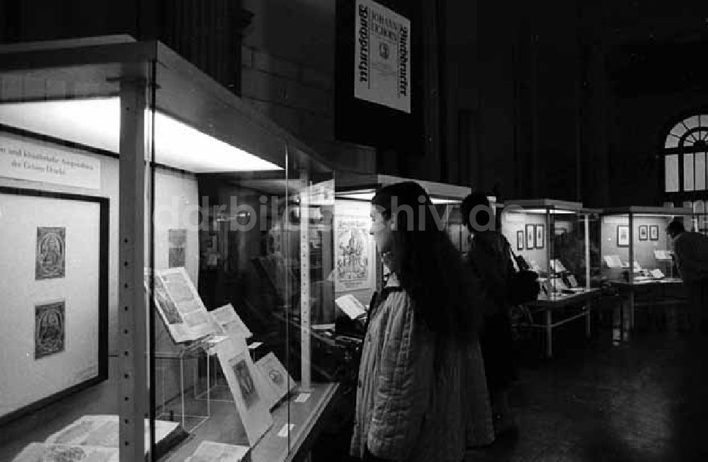 DDR-Fotoarchiv: Berlin - Ausstellung Johann Eichhorn Foto: Murza