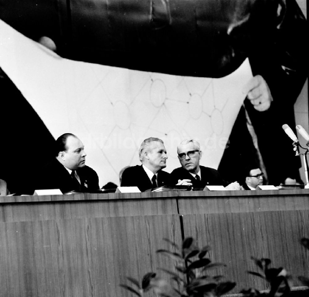 DDR-Fotoarchiv: Berlin - 5. Baukonferenz in Berlin