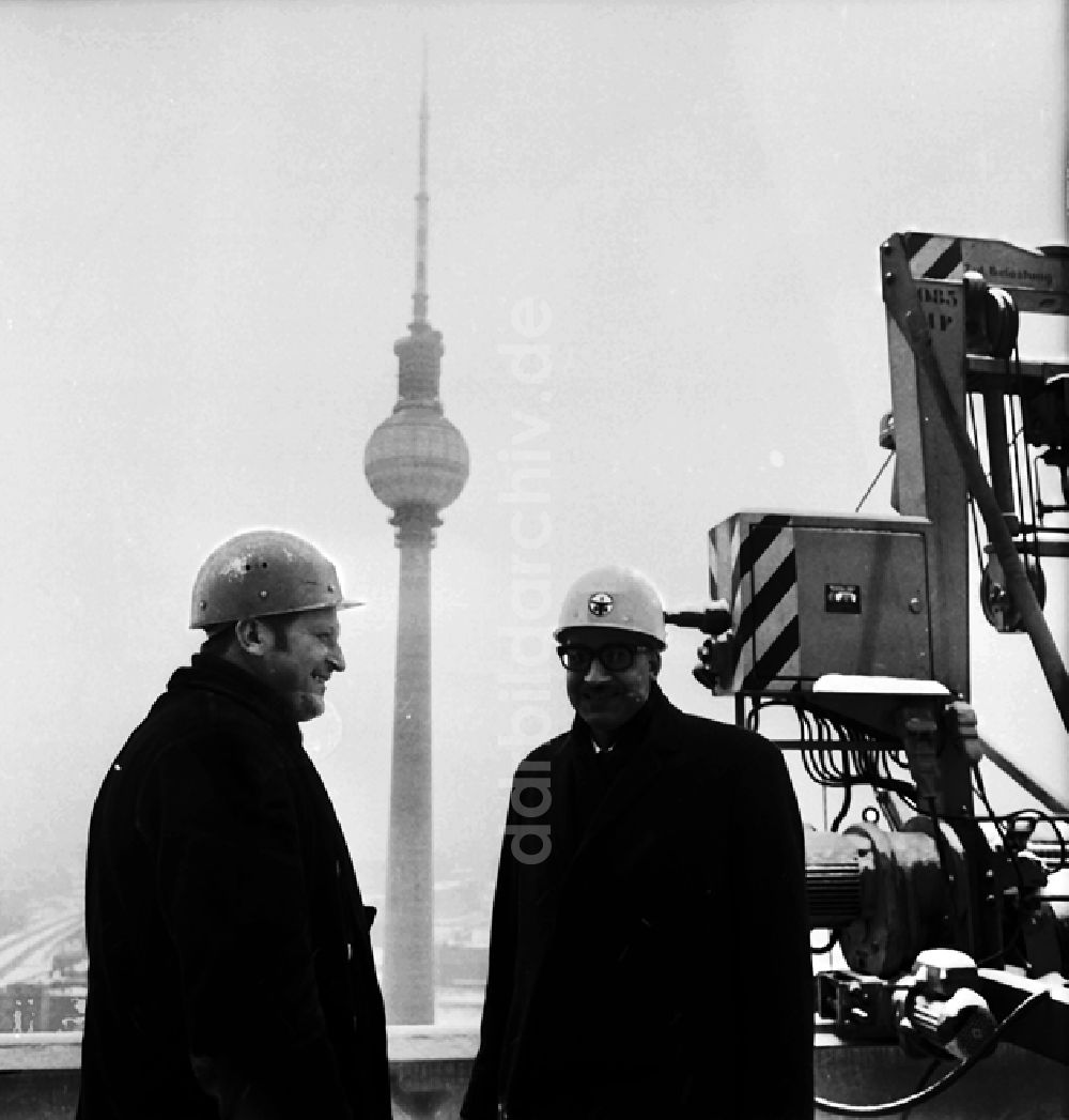 DDR-Bildarchiv: Berlin - Baustelle am Alexanderplatz