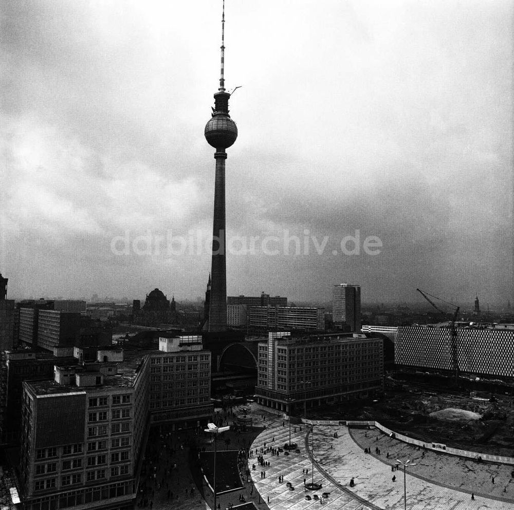 Berlin: Baustelle am Alexanderplatz Berlin 1970