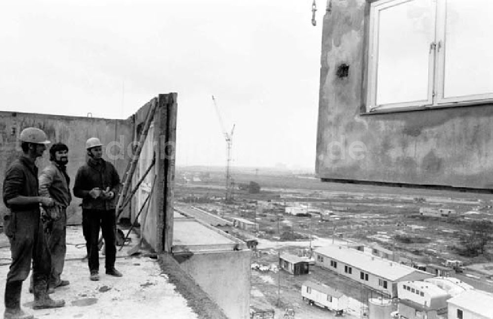 DDR-Fotoarchiv: Berlin - Baustelle in Marzahn Foto: Schönfeld