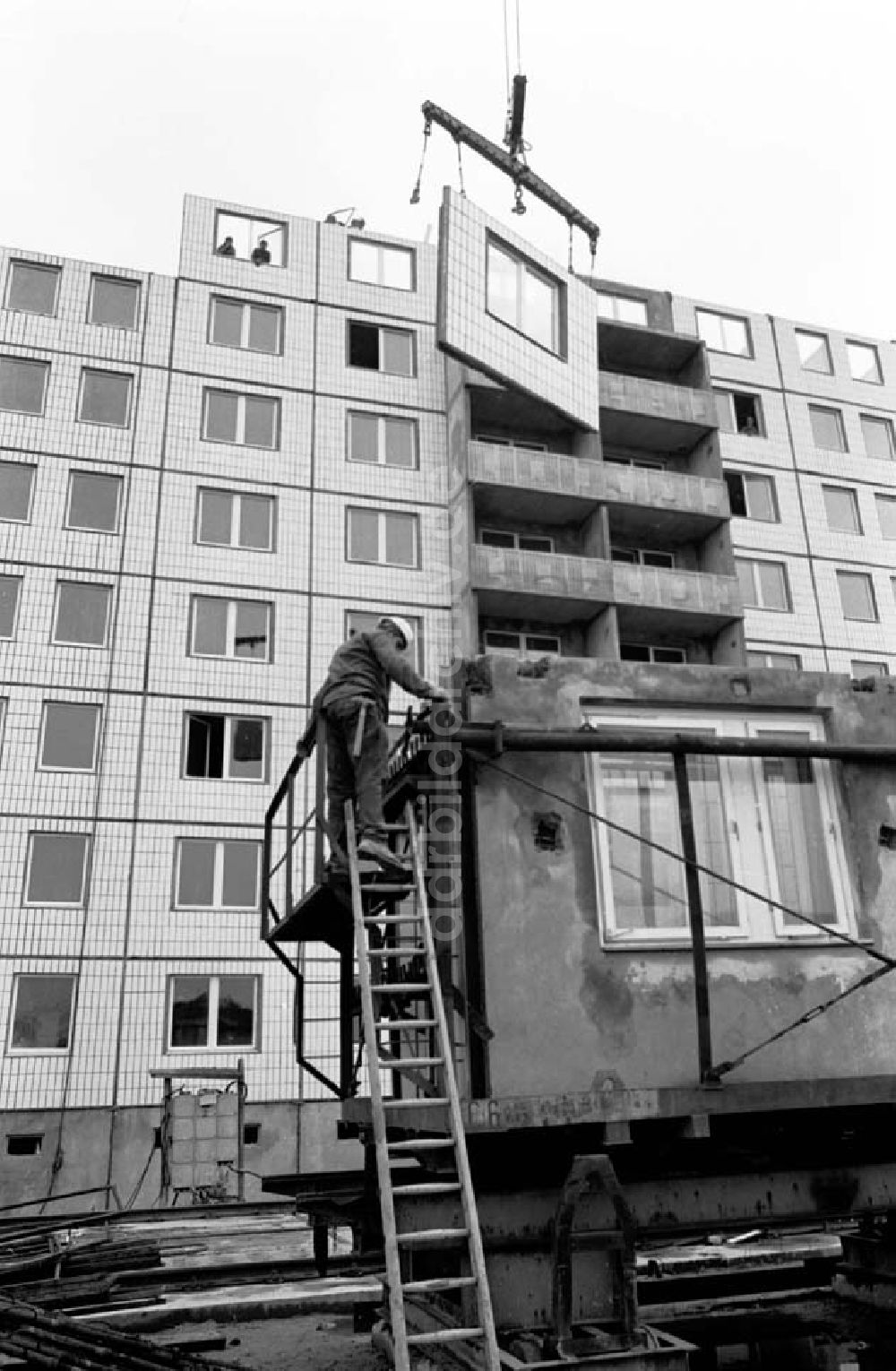 DDR-Bildarchiv: Berlin - Baustelle in Marzahn Foto: Schönfeld