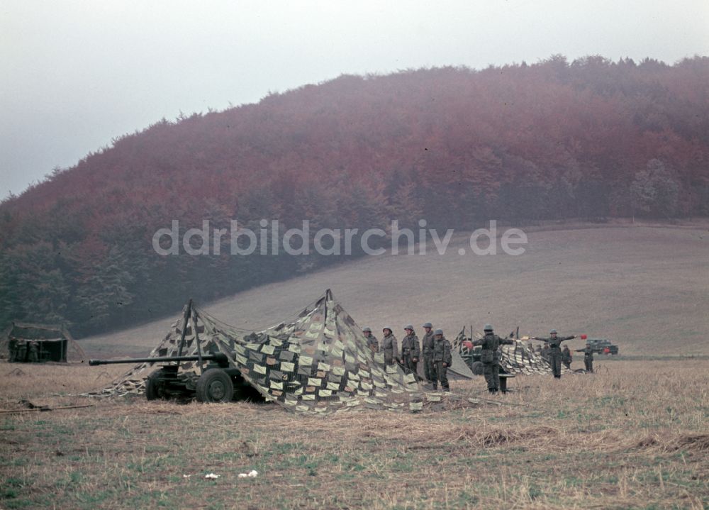 DDR-Bildarchiv: Buchenwald - Begegnung von Waffenbrüdern zum gemeinsamen Manöver OKTOBERSTURM in Buchenwald in der DDR