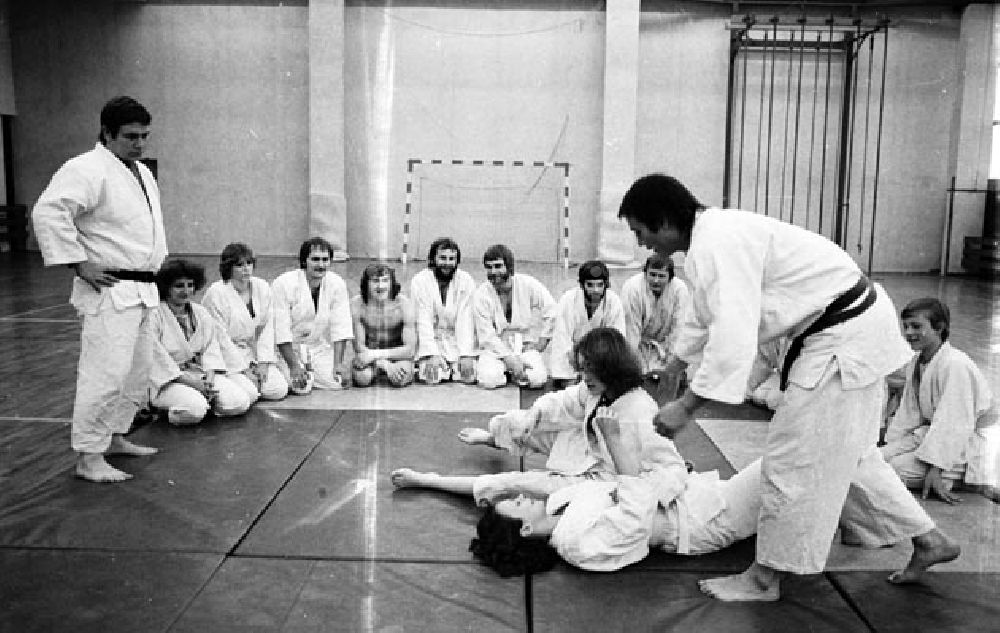 DDR-Bildarchiv: Berlin - 20.04.79 Berlin BSG-WBK-Sektion Judo beim Training Foto: Bonitz Nr.: 375