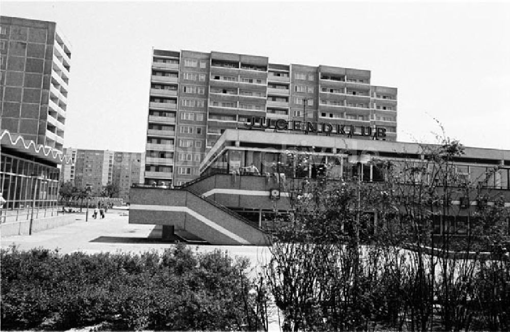 DDR-Bildarchiv: Berlin - Berlin Wohngebiet Storkower Straße Foto: Bonitz Nr.: 513