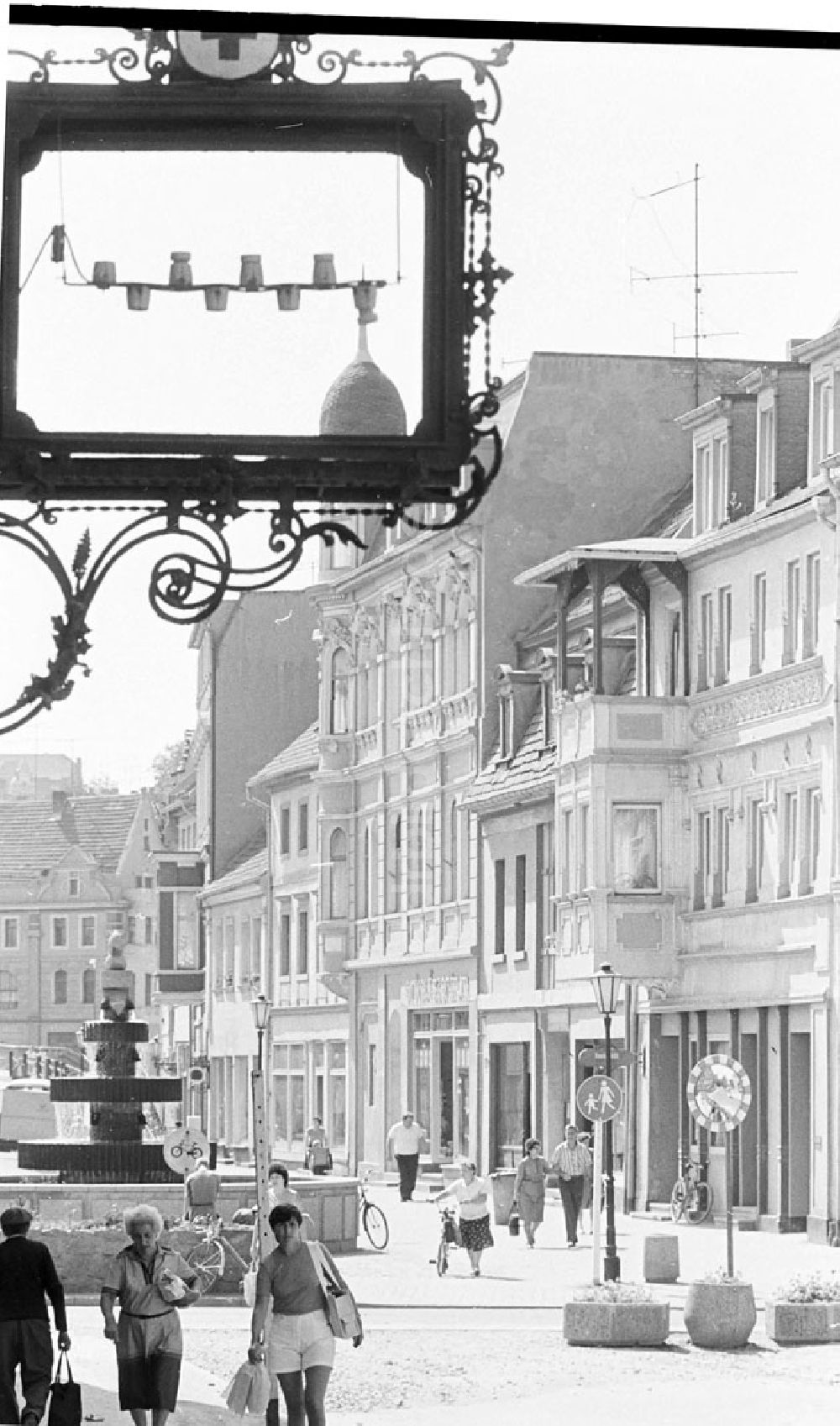 DDR-Bildarchiv: Bernburg - Bernburg Umschlag 779 Foto: Bonitz