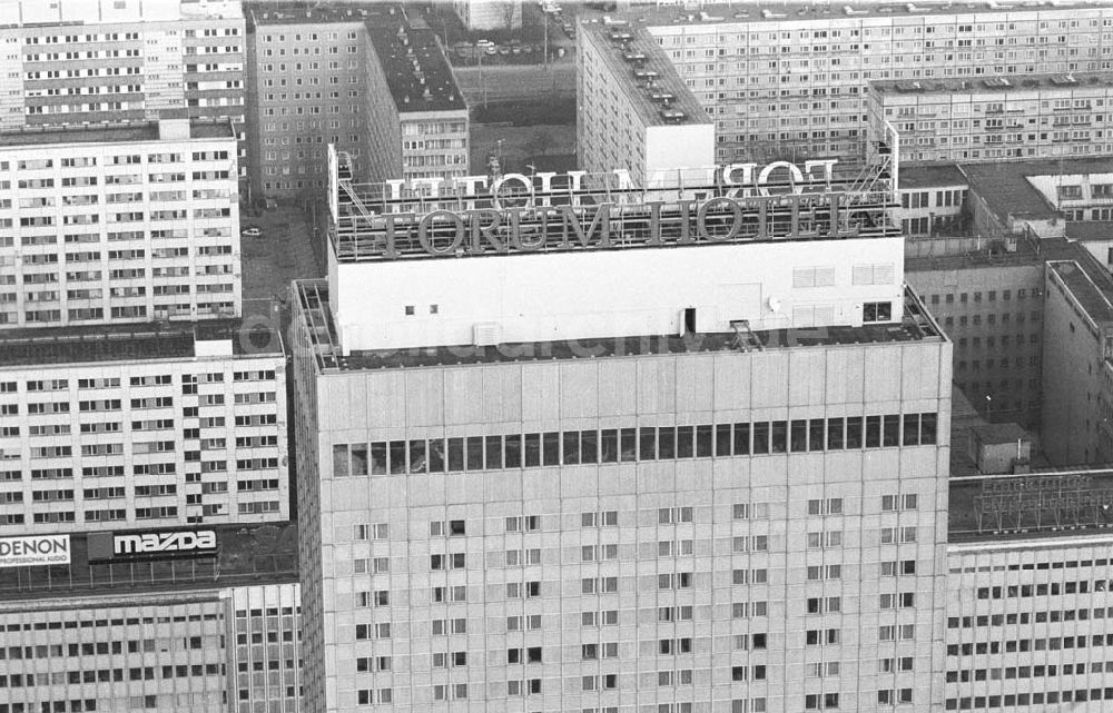 Berlin: Blick auf Alexanderplatz 02.1993