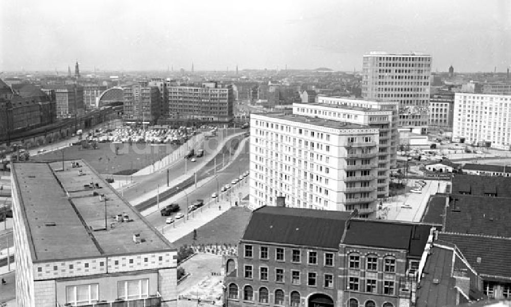 DDR-Fotoarchiv: Berlin - 1965 Blick vom Punkthaus Berlin Foto: Schönfeld