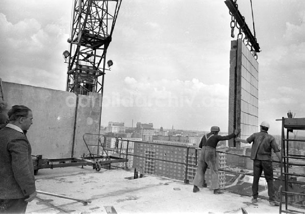 Berlin: 1965 Blick vom Punkthaus Berlin Foto: Schönfeld