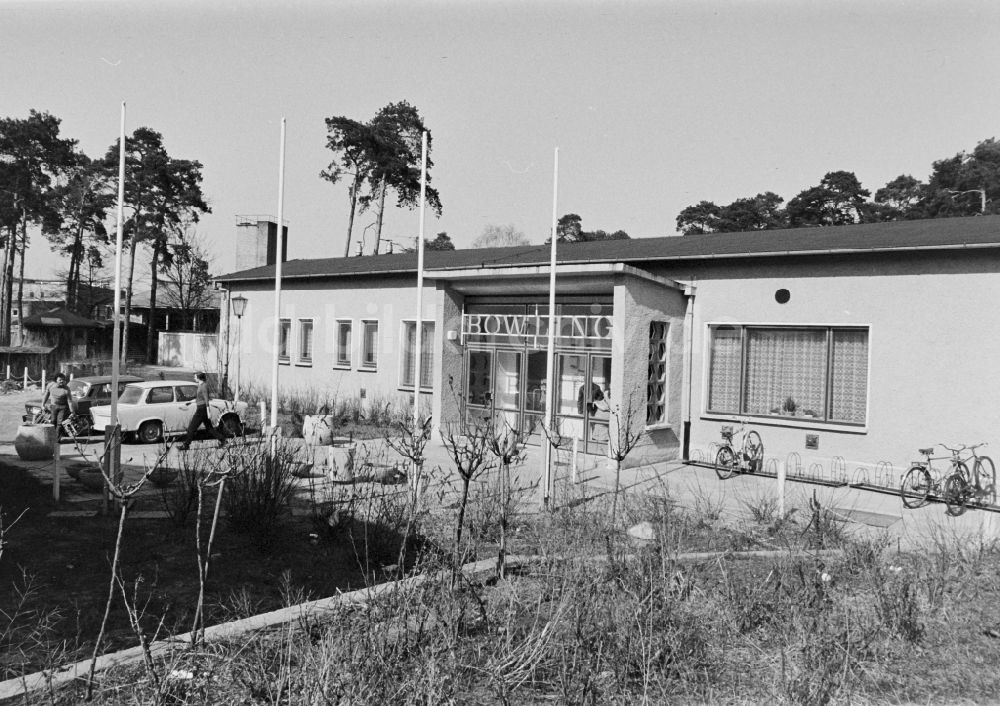 DDR-Bildarchiv: Premnitz - Bowling- Zentrum in Premnitz in der DDR