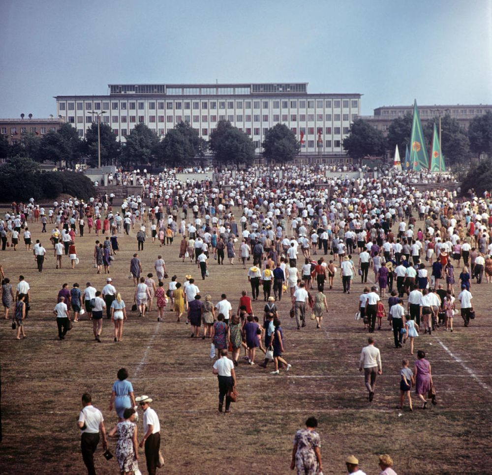 DDR-Bildarchiv: Leipzig - DDR - Turn- und Sportfest Leipzig 1969