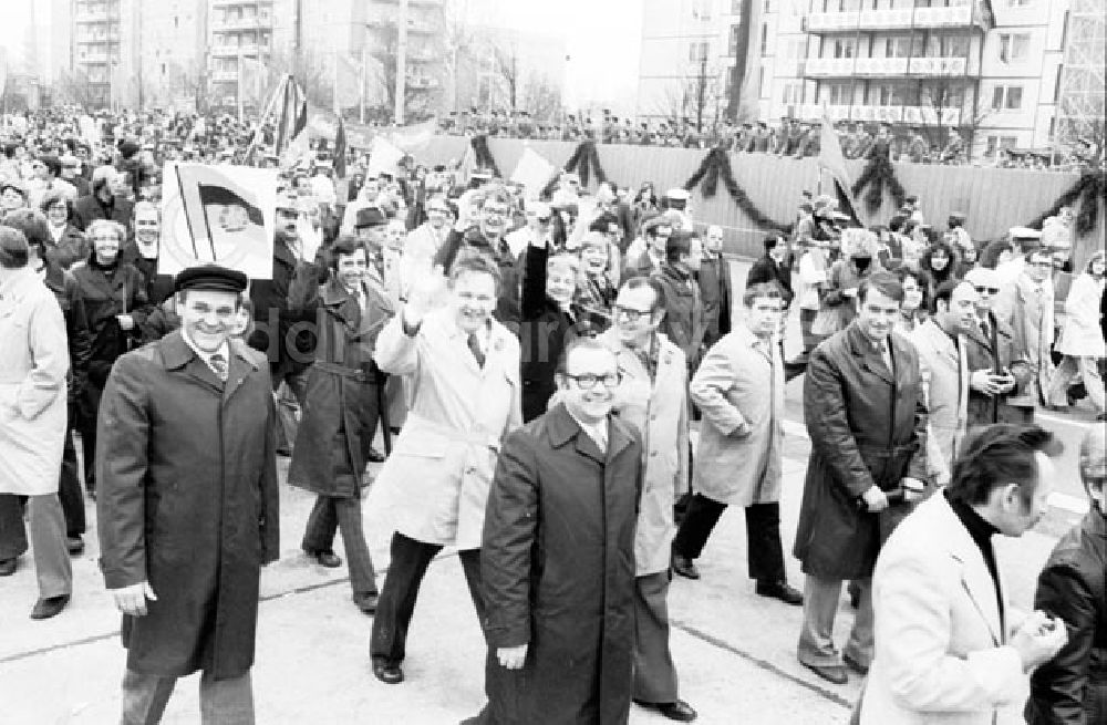 DDR-Fotoarchiv: Berlin - Demonstration am 1. Mai