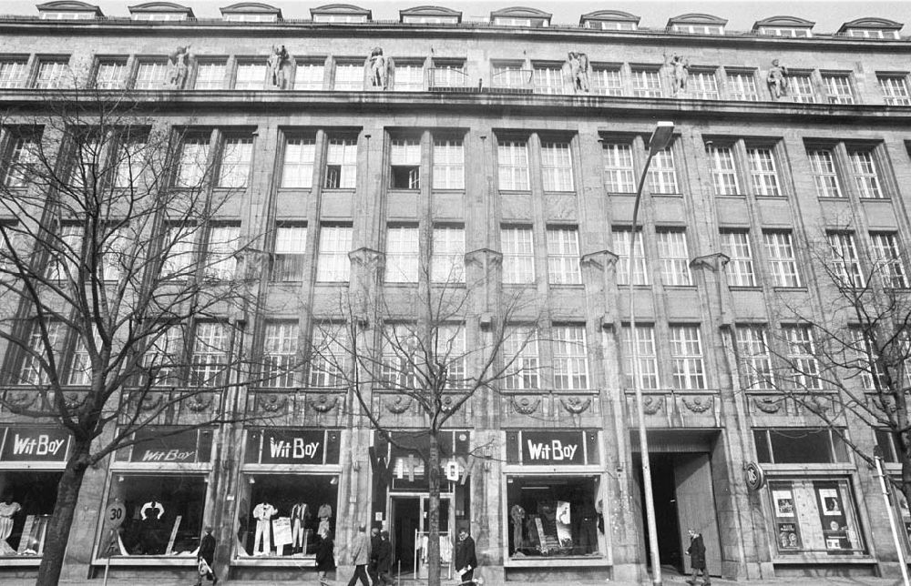 DDR-Fotoarchiv: Berlin - ehemaliger FDJ-Zentralrat in Unter den Linden 16.03.1993