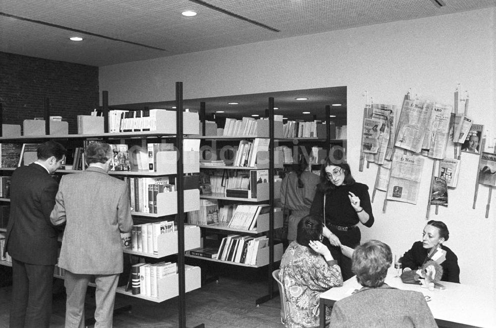 Berlin: Eröffnung Centre Culturel Francais CCF in Berlin-Mitte