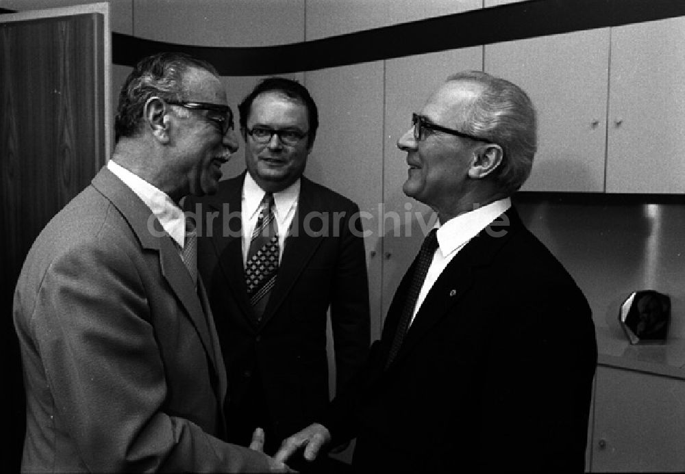 Berlin: Erich Honecker empfing israelische Abordnung unter Leitung von Towfiq Toubi. (352)