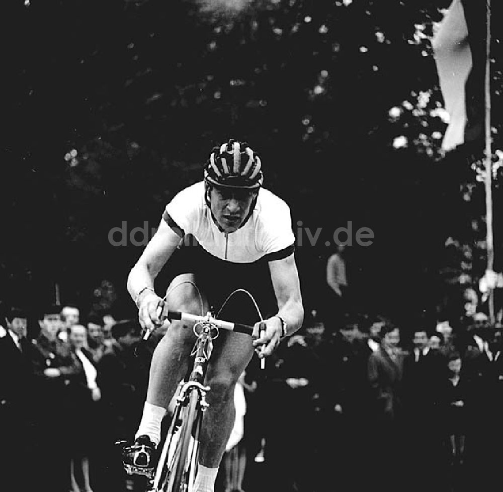 DDR-Bildarchiv: Polen - 5. Etappe Slawno-Koszalin 42km Umschlagnr.: 67 Foto: unbekannt