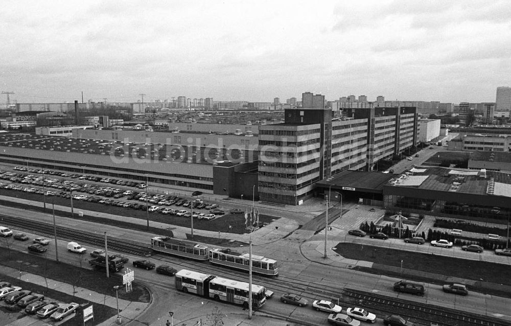 Berlin: Foto: Lange Umschlag 1209