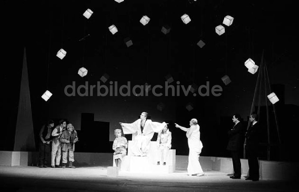 Berlin: Fotoprobe, Prinz von Portugal in der Volksbühne in Berlin Umschlagnr.: 1307 Foto: Bonitz