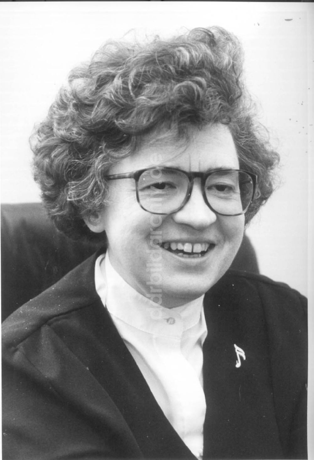 DDR-Bildarchiv: Berlin - Frau Prof. Grabriela Moyseowicz, Berlin Schloßstraße 50 12.09.1994