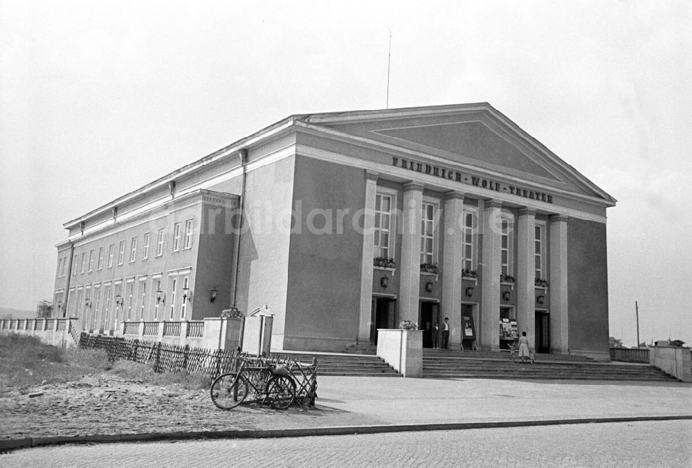 Eisenhüttenstadt (Stalinstadt): Friedrich-Wolf-Theater in der Lindenallee in Eisenhüttenstadt (Stalinstadt) in der DDR