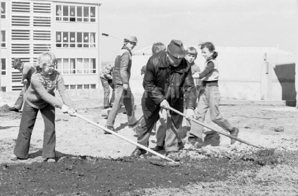 Passow: Fritz Ebert in Passow. Besucht eine schulische Einrichtung. Foto: Schönfeld