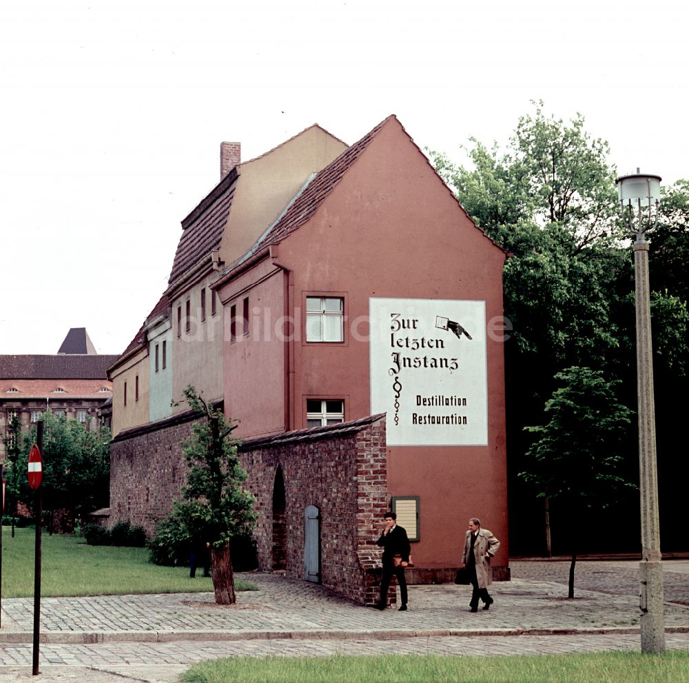 DDR-Bildarchiv: Berlin - Gaststätte Zur letzten Instanz im Ortsteil Mitte in Berlin in der DDR