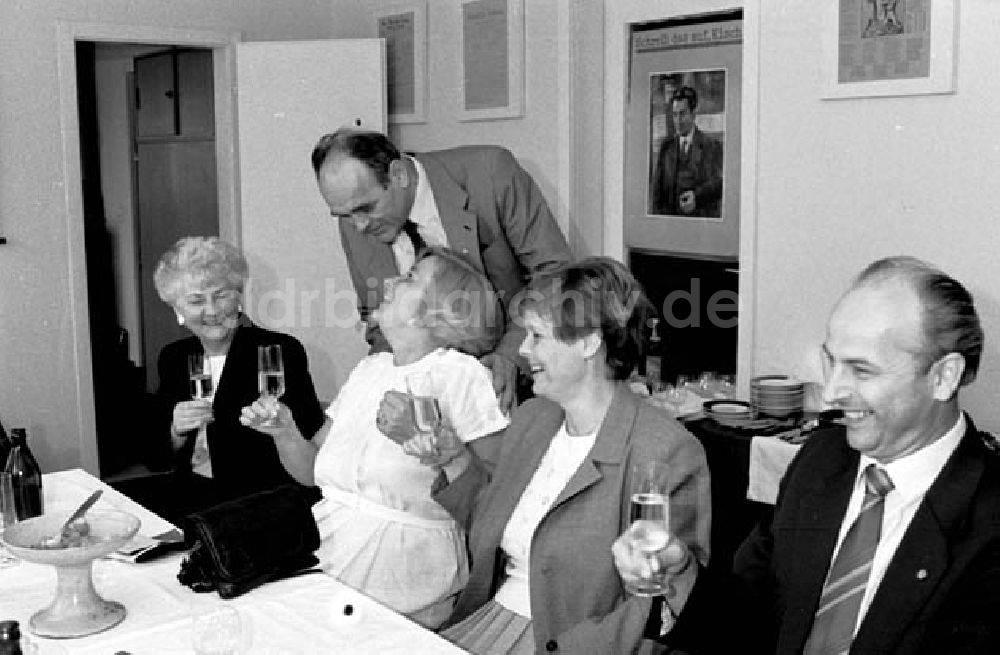 DDR-Bildarchiv: Berlin - 29.05.1986 50. Geburtstag von Brigitte Habraheck.