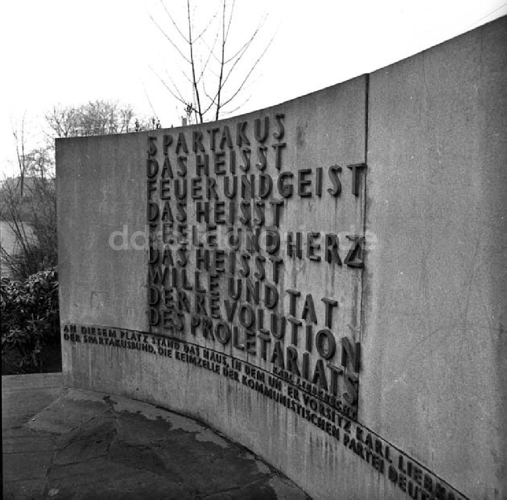 DDR-Bildarchiv: Berlin - Gedenkstätte Chausseestr. 121 der KPD Foto: Schönfeld