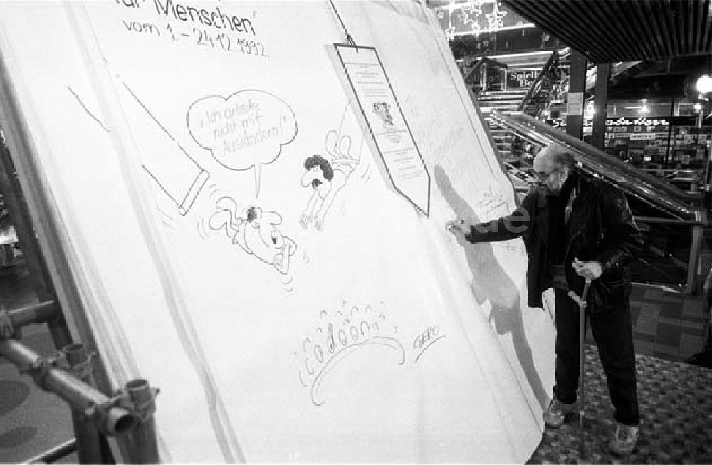 DDR-Fotoarchiv: Berlin - Größtes Buch Berlins im Europacenter 01.12.1992