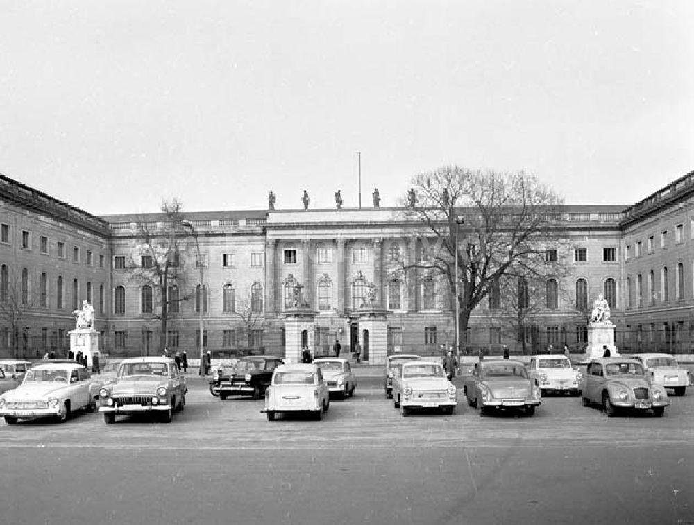 DDR-Fotoarchiv: Berlin - Humboldt - Universität Februar 1966 Umschlagsnr.: 1966-75