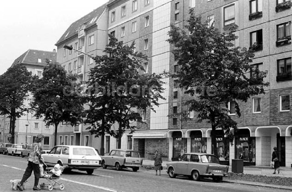 DDR-Fotoarchiv: Berlin - Innerstädtischer Wohnungsbau Wilhelm-Pieck-Strasse Umschlagnr.: 810 Foto: Bonitz