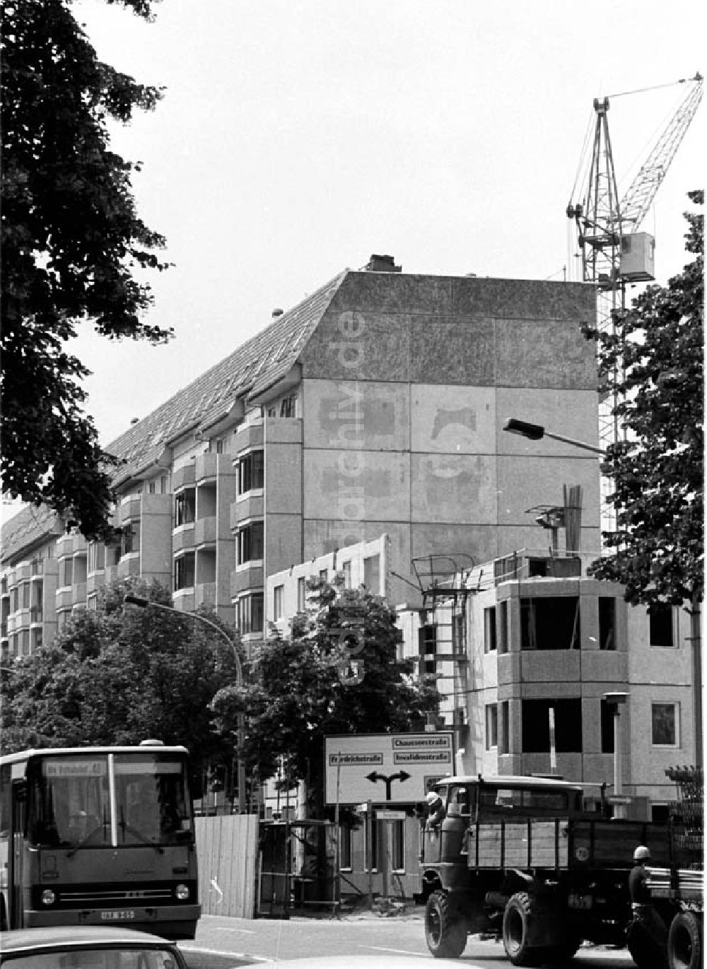 Berlin: Innerstädtischer Wohnungsbau Wilhelm-Pieck-Strasse Umschlagnr.: 810 Foto: Bonitz