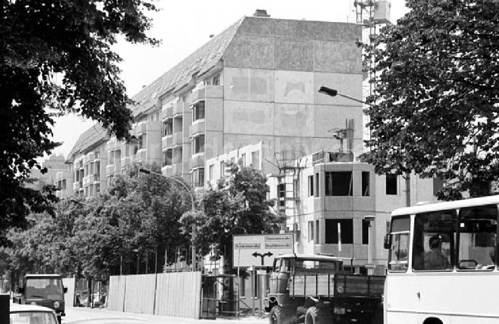 DDR-Bildarchiv: Berlin - Innerstädtischer Wohnungsbau Wilhelm-Pieck-Strasse Umschlagnr.: 810 Foto: Bonitz