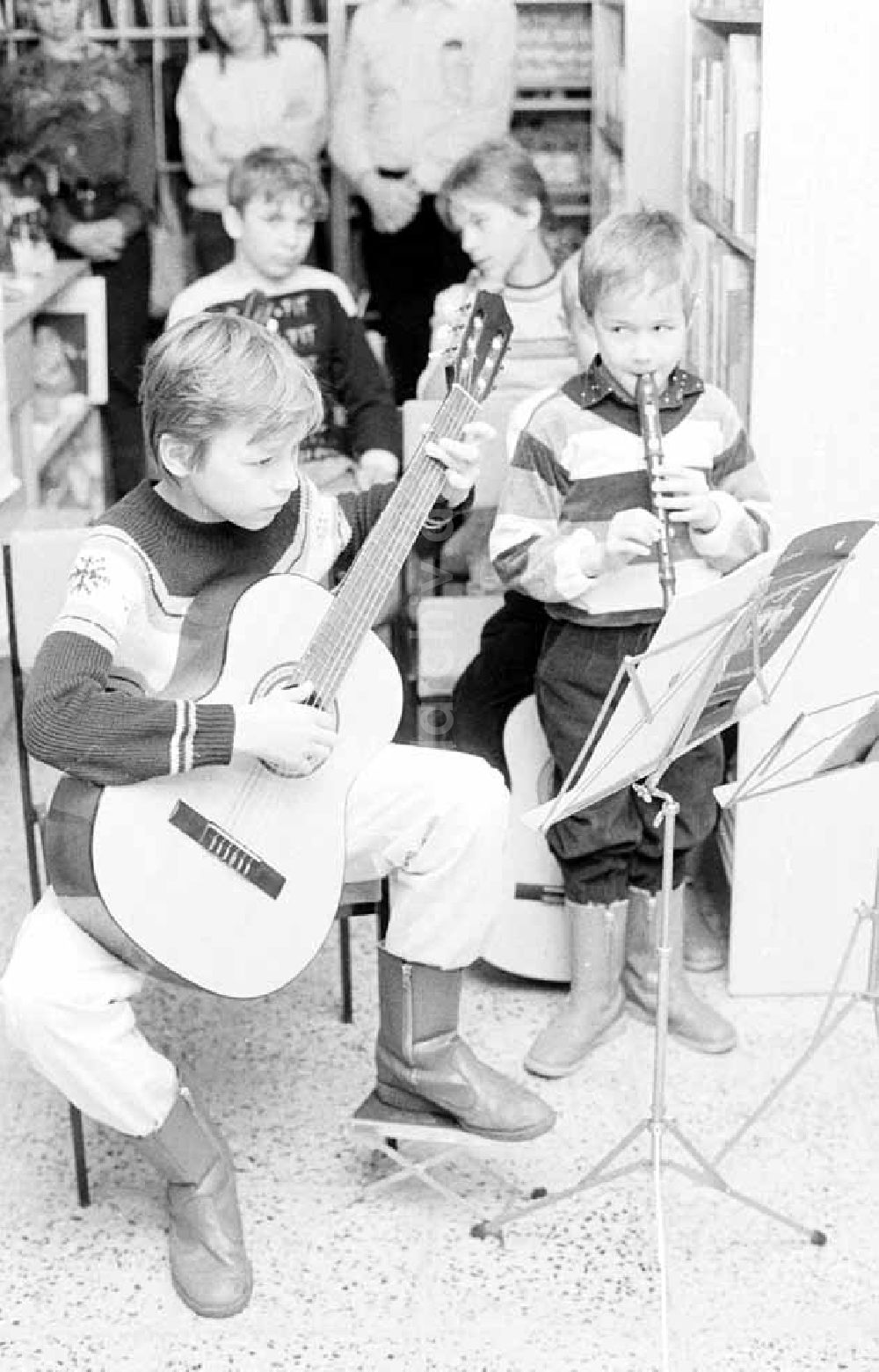 DDR-Fotoarchiv: Berlin - Kinderbibliothek Hagenower-Ring Berlin Foto: Winkler