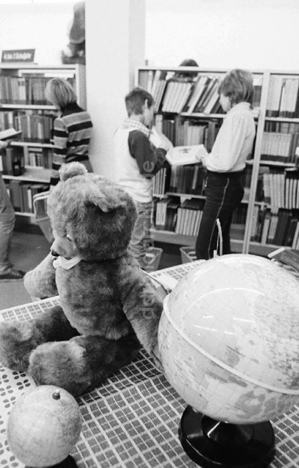 DDR-Fotoarchiv: - Kinderbibliothek Umschlagnr.: 1184 Foto: Schmidtke