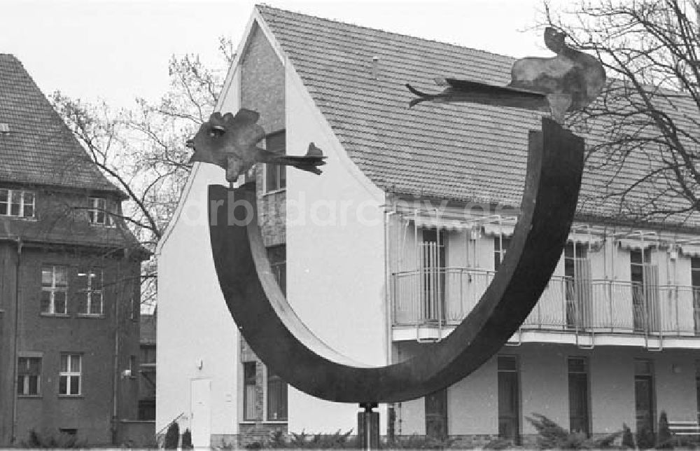 DDR-Fotoarchiv: Berlin - Kinderklinik Berlin Weissensee / Hansastraße 08.12.1992