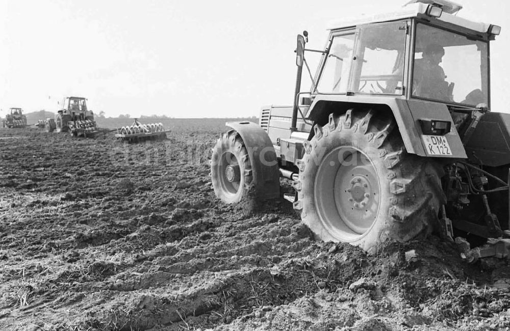 Demmin: Landwirtschaftsreportagen im Kreis Demmin 5.8. 92 Lange Umschlag 1090