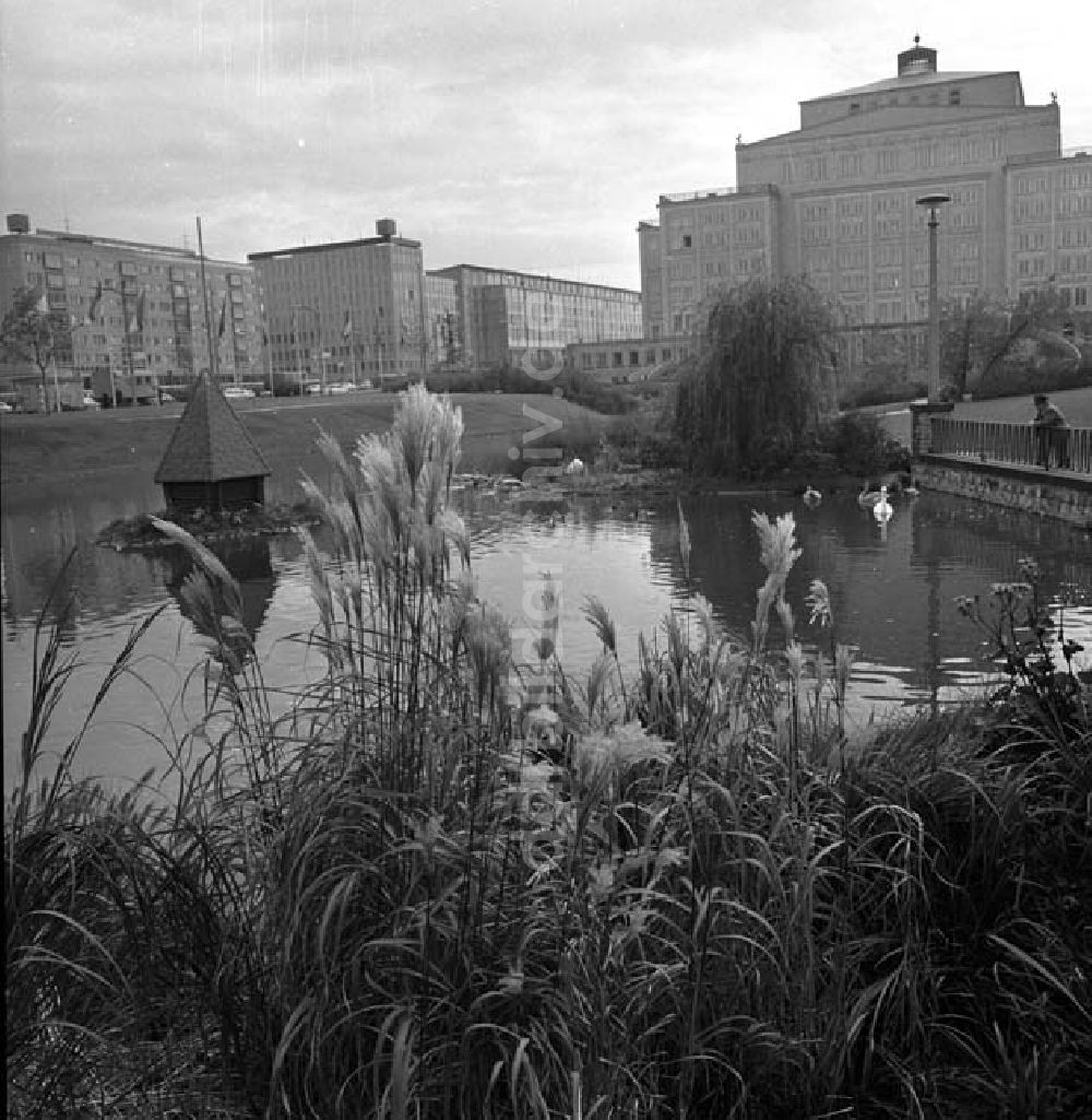 DDR-Bildarchiv: Leipzig - Leipzig: Leipziger 800 Jahrfeier,Historische Gebäude. Foto: Schönfeld