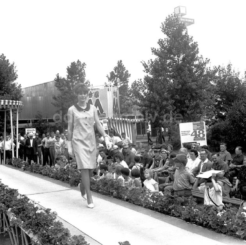 Leipzig: Leipzig-Makleeberg Landwirtschaftsmesse Foto: Schönfeld