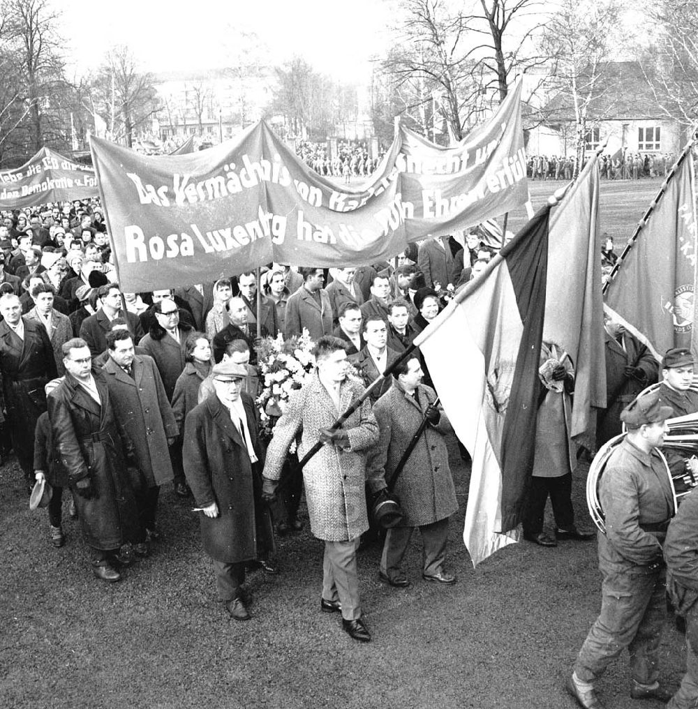 Berlin: Mahn- und Gedenkstätte Friedrichsfelde Januar 1965 Umschlagsnr.: 1965-69