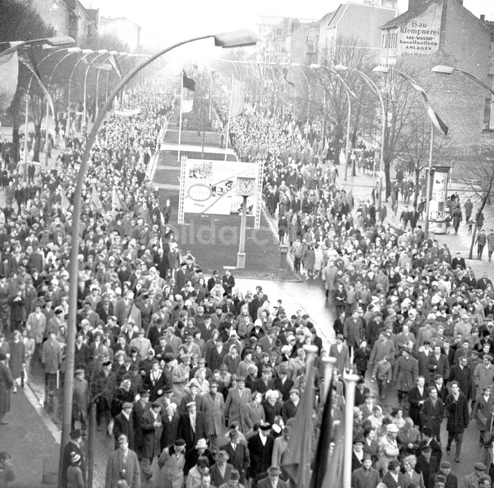 Berlin: Mahn- und Gedenkstätte Friedrichsfelde Januar 1965 Umschlagsnr.: 1965-69