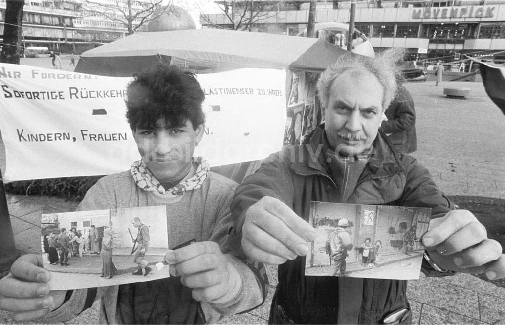 DDR-Bildarchiv: Berlin - Mahnwache für deportierte Palästinenser 08.01.1993