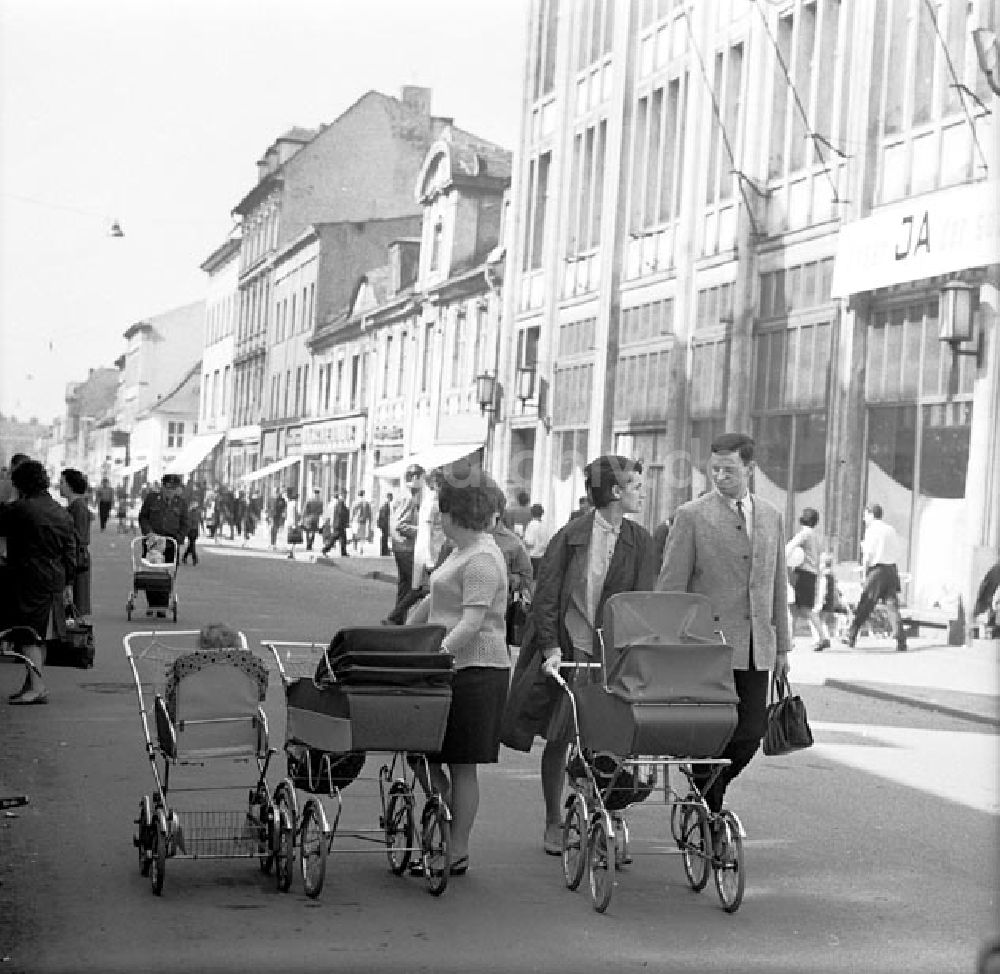 DDR-Fotoarchiv: Potsdam - Menschen in Potsdam