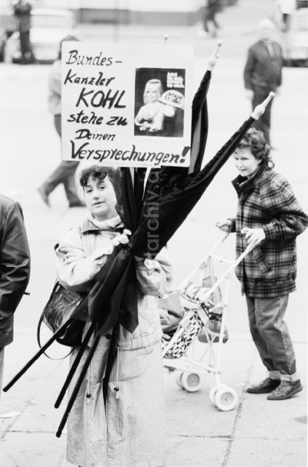 DDR-Bildarchiv: - Montagsdemo in Cottbus Umschlagnummer: 7284