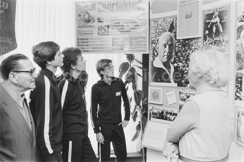 Berlin: Museumsausstellung Sporthistorische Kabinett im Ortsteil Prenzlauer Berg in Berlin in der DDR